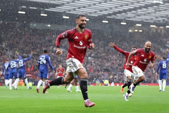MU đánh bại Chelsea trong trận cầu có 2 thẻ đỏ