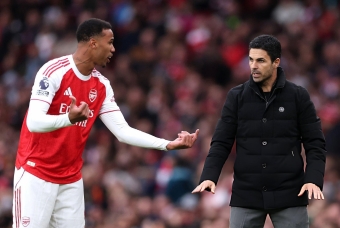 HLV Arteta báo tin 'sét đánh' trước trận Arsenal vs Tottenham