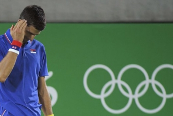 Djokovic và chị em nhà Williams bị loại ở ngay vòng 1 Olympic