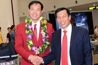 Tin hot Olympic 15/8: Xuân Vinh trải lòng với truyền thông