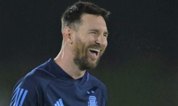 Messi 'quẩy tung nóc' tại quê nhà sau chức vô địch World Cup 2022