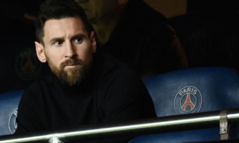Messi khiến tất cả sững sờ bởi khoảnh khắc 'quái dị'