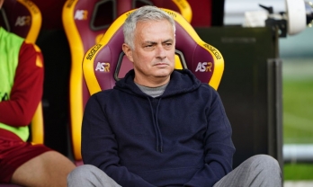 Động thái cho thấy HLV Mourinho chuẩn bị dẫn dắt ĐT Bồ Đào Nha