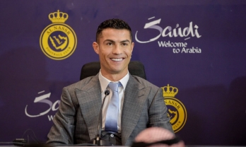 Ronaldo khẳng định được nhiều CLB châu Âu chiêu mộ, muốn phá kỷ lục ở châu Á
