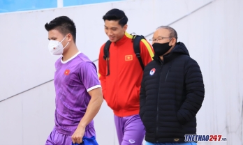 Quang Hải chưa thể báo tin vui, ĐT Việt Nam rèn quân tại 'chảo lửa'