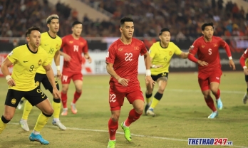 Xé lưới Malaysia, tiền đạo Việt Nam đi vào lịch sử theo cách đầy tự hào