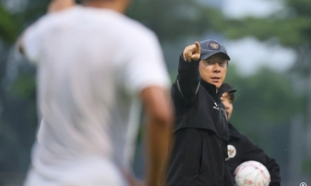 HLV Indonesia tuyên bố cứng trước trận bán kết AFF Cup gặp Việt Nam