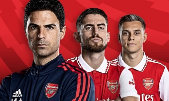 Thăng tiến vượt bậc, Arsenal chốt mua siêu tiền vệ 'hụt' của Man United