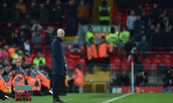 Erik Ten Hag khiến các cầu thủ Man United 'xúc động' sau trận thua trước Liverpool