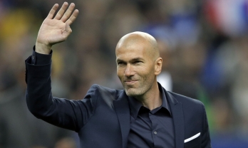 Hụt ghế nóng tuyển Pháp, HLV Zidane chọn bến đỗ tái xuất ngay năm nay