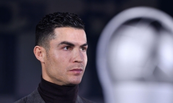 Mất hút tại The Best, Ronaldo vẫn được vinh danh 'đỉnh nhất mọi thời đại'