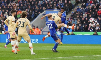 Liên hoàn siêu phẩm, Chelsea thắng trận thứ ba liên tiếp
