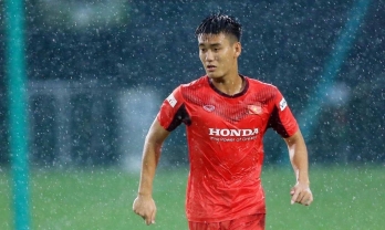 Cựu tiền vệ U23 Việt Nam giải nghệ ngày HLV Troussier tung danh sách dự SEA Games