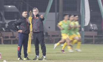 HLV Philippe Troussier 'quay xe', đổi thói quen sau 3 ngày dẫn dắt U23 Việt Nam