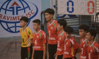 Công An TP HCM chiêu mộ 'khổng lồ bóng chuyền 2m14'