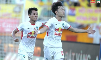 Không được gọi đá AFF Cup, cựu sao HAGL góp mặt ở 'siêu giải đấu'