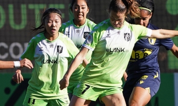 Năng nổ suốt 90 phút, Huỳnh Như vẫn không thể 'cứu' Lank FC khỏi kết đắng