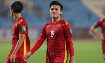 HLV Troussier nói khả năng gọi Quang Hải lên ĐT Việt Nam