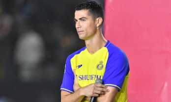 Ronaldo tiếp tục bỏ về giữa chừng trong trận đấu của Al Nassr