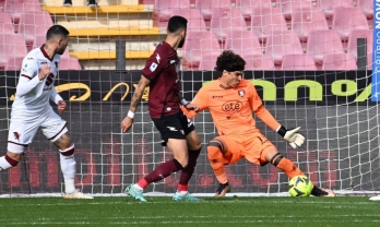 Thủ môn đẳng cấp World Cup nhận kết cục bi thảm tại Serie A