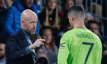 Đội phó MU khen HLV Ten Hag hết lời vì đã tống khứ Ronaldo