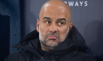 'Nắn gân' Arsenal, HLV Pep Guardiola thẳng thừng đòi lật đổ Pháo thủ