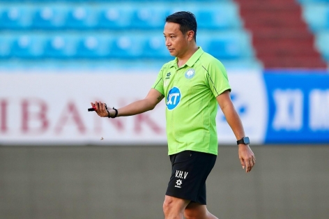 HLV Nam Định: 'Chúng tôi sẽ gặp nhiều khó khăn để bảo vệ ngôi vương'