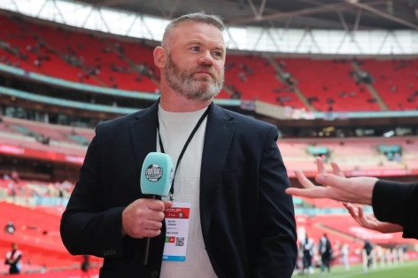 Rooney chỉ thẳng 3 bản hợp đồng khó hiểu nhất lịch sử MU