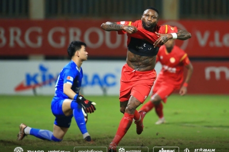 Sao nhập tịch tỏa sáng, PVF CAND thoát hiểm ngoạn mục