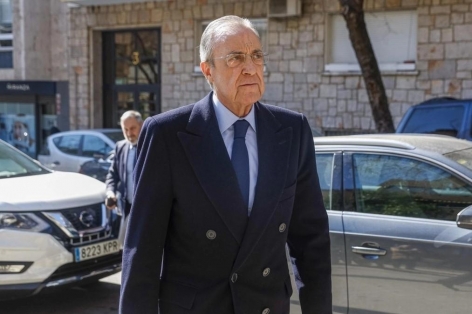 Florentino Perez gây chấn động khi vạch trần bê bối của Barcelona