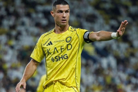 Ronaldo thiết lập cột mốc lịch sử