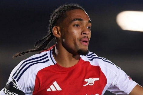 Cựu sao Arsenal thể hiện tình yêu đặc biệt với Malaysia