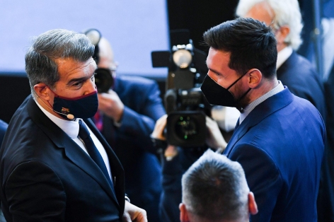 Chủ tịch Barca lên 'kế hoạch thế kỷ' với Messi