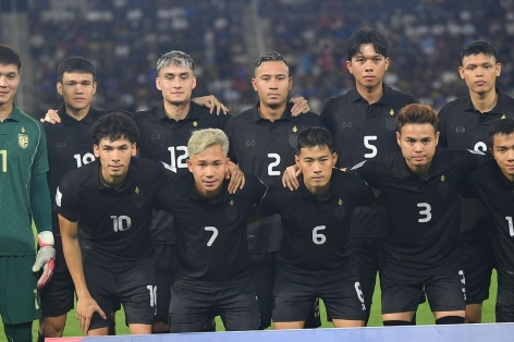 1 ngôi sao rời tuyển Thái Lan sau chiến thắng trước Singapore