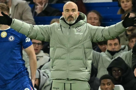 HLV Enzo Maresca bức xúc khi Arsenal thoát thẻ đỏ