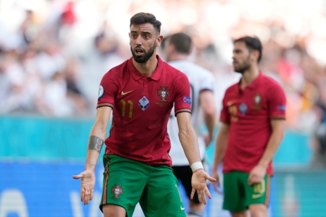 Mourinho: 'Bruno Fernandes tàng hình ở tuyển Bồ Đào Nha'