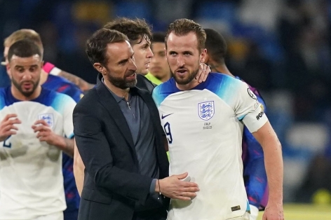 Harry Kane 'chơi với lửa' tại Bayern khiến Southgate lo sốt vó