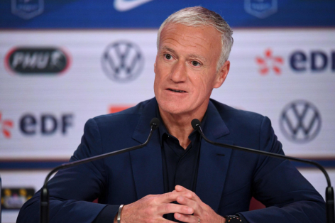 Deschamps lên tiếng đáp trả khi bất ngờ gọi Kante quay lại tuyển Pháp