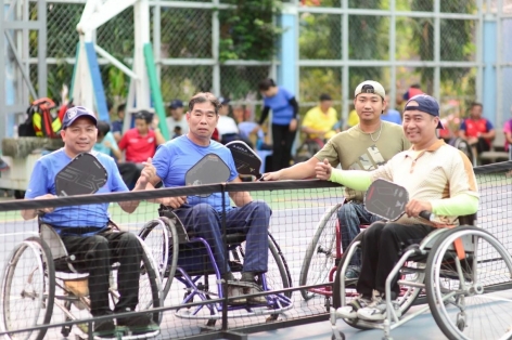 Luật chơi Pickleball cho người ngồi xe lăn: Hướng dẫn chi tiết, dễ hiểu và công bằng
