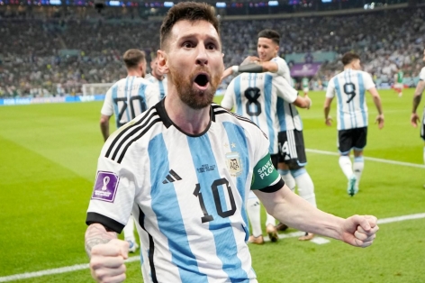 ĐT Argentina gây sốc: Messi tái xuất, Enzo Fernandez bị loại