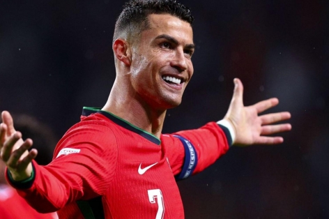 Danh sách triệu tập ĐT Bồ Đào Nha: Ronaldo khẳng định đẳng cấp vượt thời gian