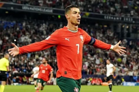 Trực tiếp Hungary vs Bồ Đào Nha, 1h45 hôm nay 10/9