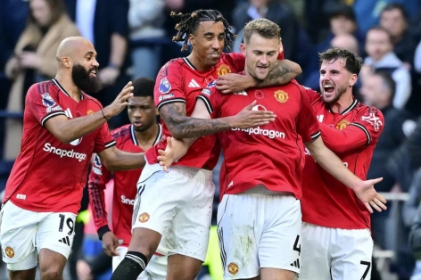 De Ligt hóa người hùng, MU giật lại 1 điểm kịch tính trước Tottenham