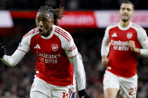 Trực tiếp Arsenal 3-1 Tottenham: Đôi công rực lửa