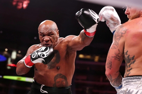 Mike Tyson tuyên bố sẽ thượng đài với Floyd Mayweather