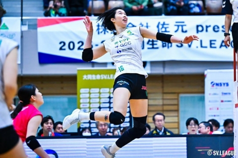 Chủ công Thanh Thúy tiếp tục phong độ ghi điểm siêu hạng