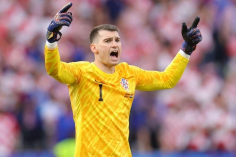 Thủ môn số 1 Croatia nối dài thành tích đáng buồn ở các kì EURO