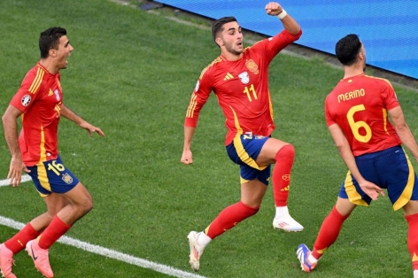 NHM giật mình với màn ăn mừng kì lạ của sao Tây Ban Nha ở Euro 2024