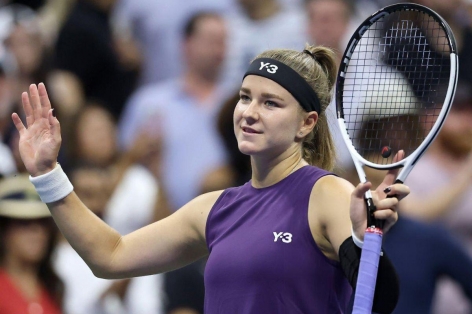 Tình cũ đến xem, tay vợt xinh đẹp suýt thua ở US Open