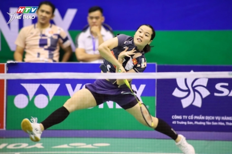 Hạ tay vợt Thái Lan, Nguyễn Thùy Linh thẳng tiến bán kết Vietnam Open 2025